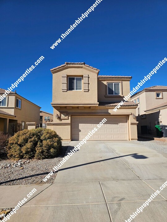 2202 Margarita Dr SE in Rio Rancho, NM - Building Photo