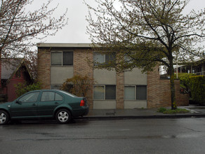 87th Street Apartments in Seattle, WA - Building Photo - Building Photo