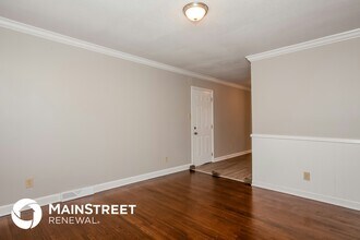 8711 Farmwood Ct in Charlotte, NC - Building Photo - Building Photo