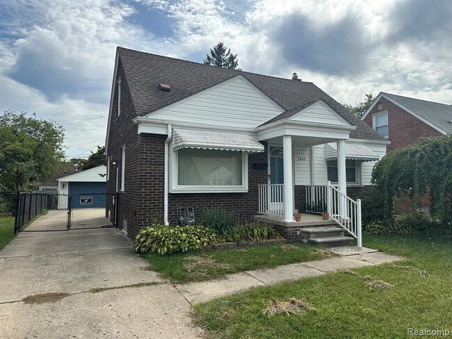 1455 Oakland Ct in Dearborn Heights, MI - Building Photo - Building Photo