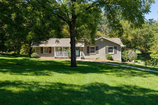 4417 Saunders Ave in Nashville, TN - Building Photo - Building Photo