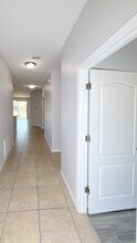 4093 Shade Tree Ln in Lakeland, FL - Building Photo - Building Photo