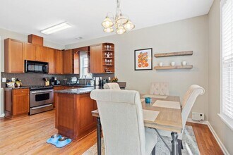 2396 Sapphire Valley Dr in Raleigh, NC - Building Photo - Building Photo