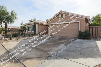 6325 W Potter Dr in Glendale, AZ - Foto de edificio - Building Photo