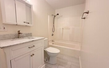 9-11 Richardson St in Malden, MA - Building Photo - Building Photo