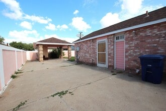 1506 Pintail St in Laredo, TX - Building Photo - Building Photo