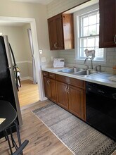 1411 Falcon Dr in Louisville, KY - Building Photo - Building Photo