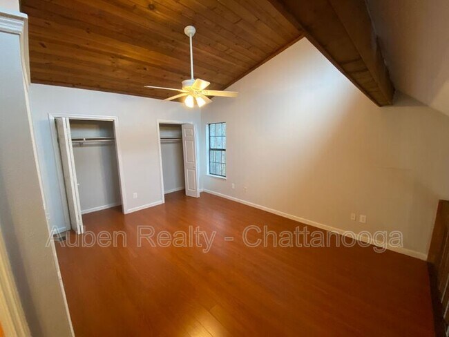 3261 Conner St in Chattanooga, TN - Foto de edificio - Building Photo