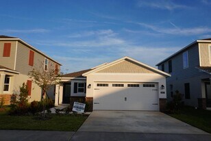 3873 Corsican Ln in Lake Alfred, FL - Building Photo