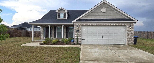 property at 3103 Easton Dr