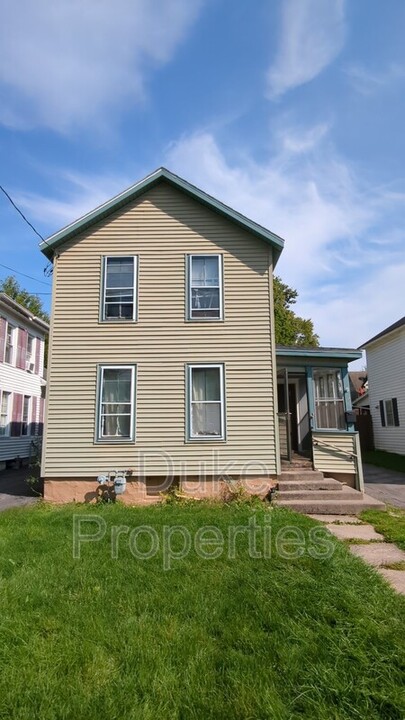 16 Burt Ave in Auburn, NY - Building Photo