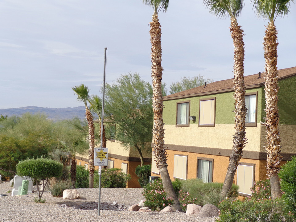 Glenridge Apartments in Bullhead City, AZ - Building Photo