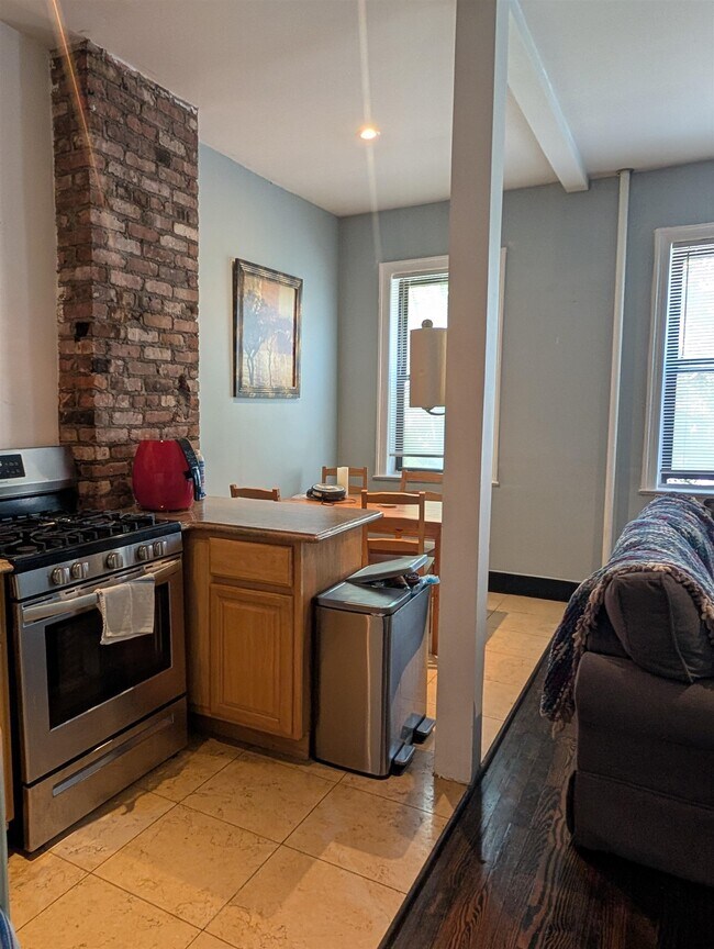 property at 187 Montgomery St