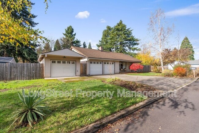 7788 SE Thompson Rd in Milwaukie, OR - Building Photo - Building Photo