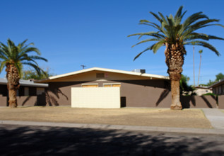 5938 W Keim Dr in Glendale, AZ - Building Photo - Building Photo