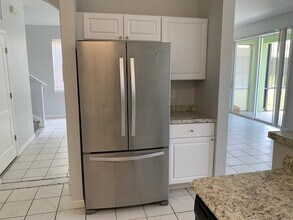 1803 Royal Ridge Dr in Davenport, FL - Building Photo - Building Photo