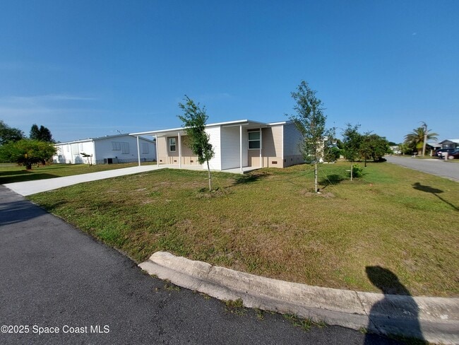 property at 526 Royal Tern Dr