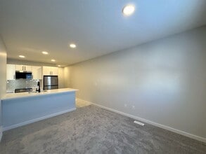 20736-20724 24 Ave NW in Edmonton, AB - Building Photo - Building Photo