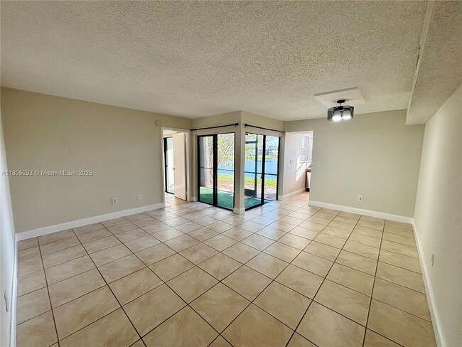 property at 1280 S Franklin Ave