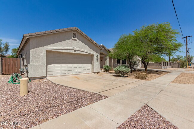 15034 N 30th St in Phoenix, AZ - Building Photo - Building Photo