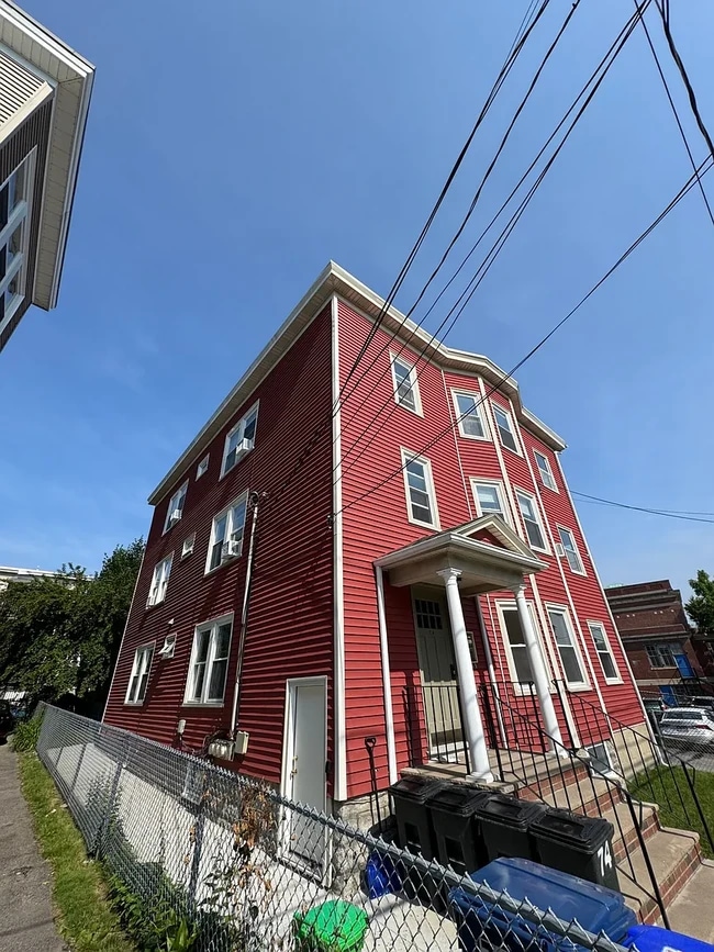 74 Brock St, Unit 1