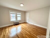 120 Hillside St photo'