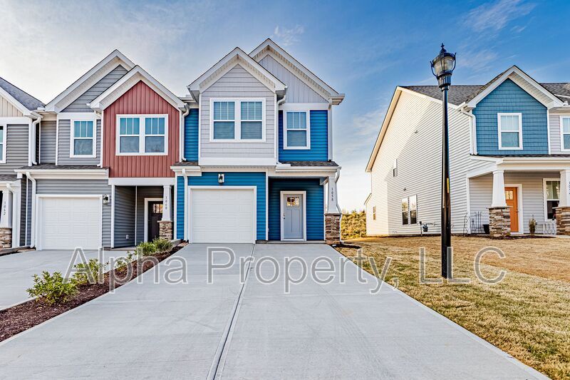 1058 Millison Pl in Moore, SC - Building Photo