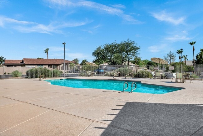 19392 N 110th Ln in Sun City, AZ - Building Photo - Building Photo