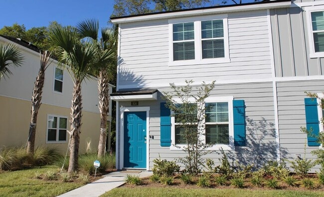 property at 916 Rotary Rd