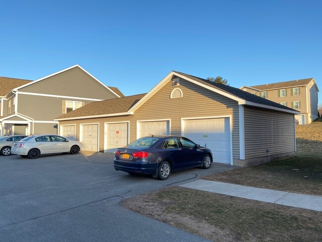 204 Betsinger Rd, Unit 51 in Sherrill, NY - Building Photo - Building Photo