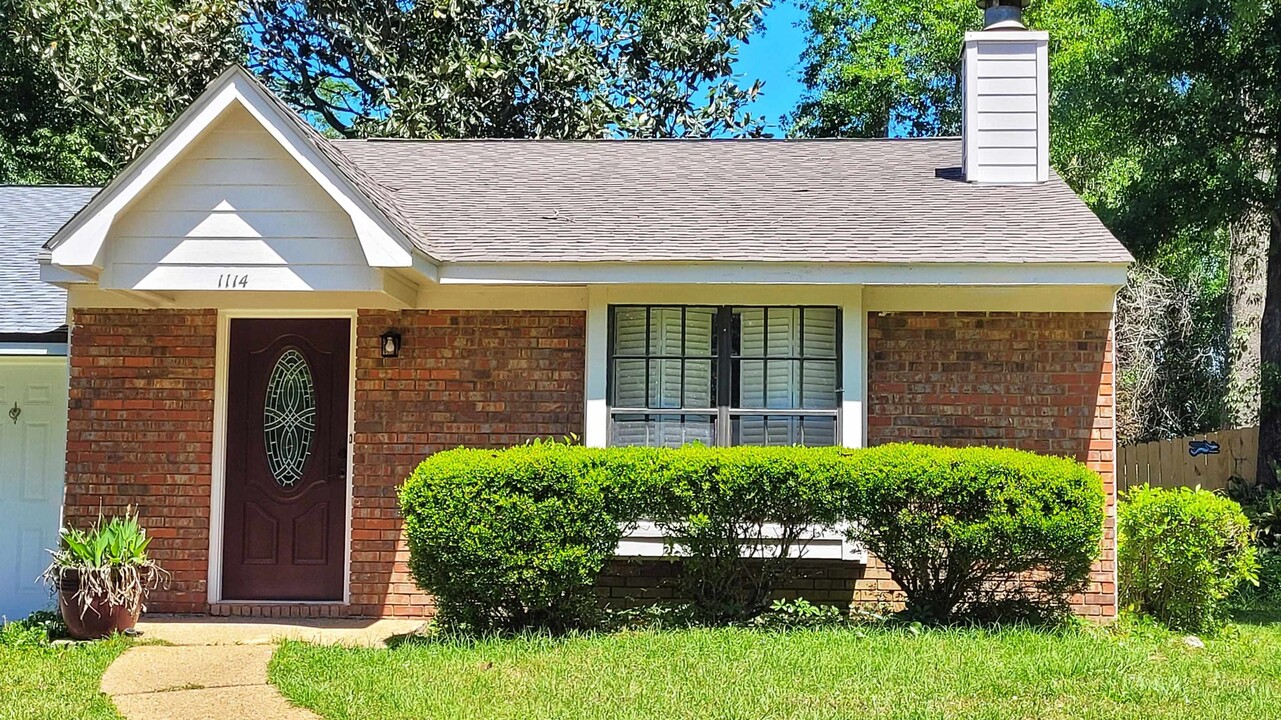 1114 Brafforton Dr in Tallahassee, FL - Building Photo