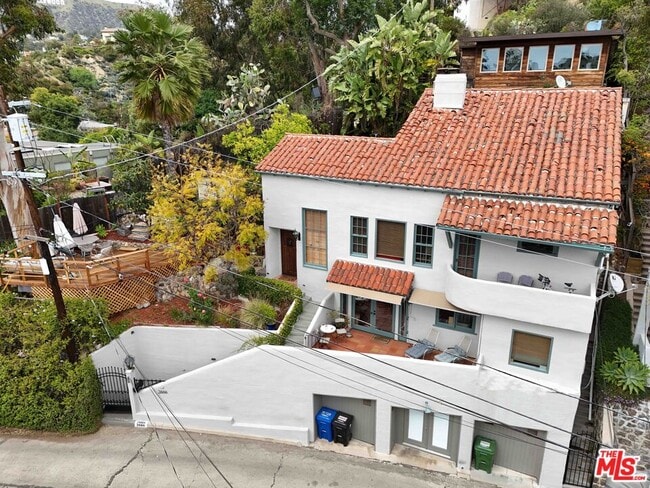 property at 2666 Rutherford Dr