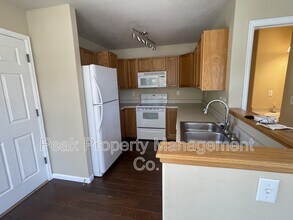 1603 Robertson St in Fort Collins, CO - Building Photo - Building Photo