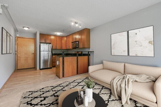 2530 1st Ave S in Minneapolis, MN - Building Photo - Building Photo