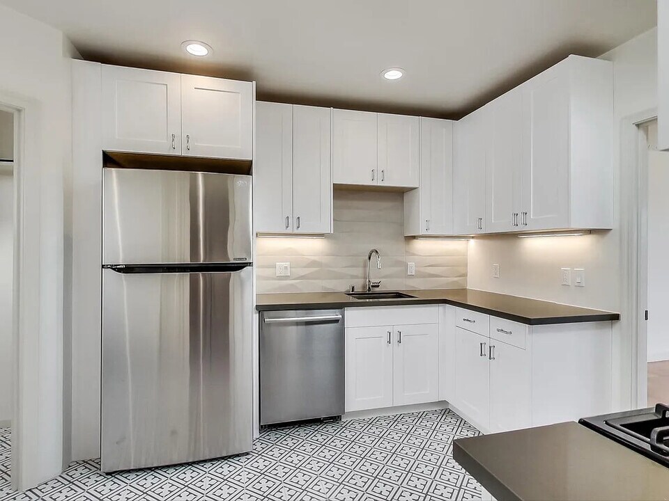 16 15th Ave in San Francisco, CA - Building Photo