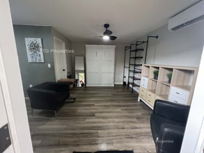 1313 E Pineloch Ave in Orlando, FL - Building Photo - Building Photo