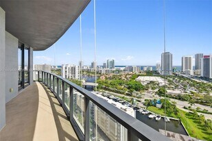 101 Diplomat Pkwy, Unit 2402 in Hallandale Beach, FL - Building Photo