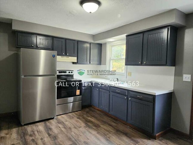 property at 137 Elm St NE