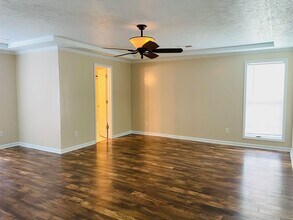 154 Bent Oaks Dr in Jackson, TN - Building Photo - Building Photo