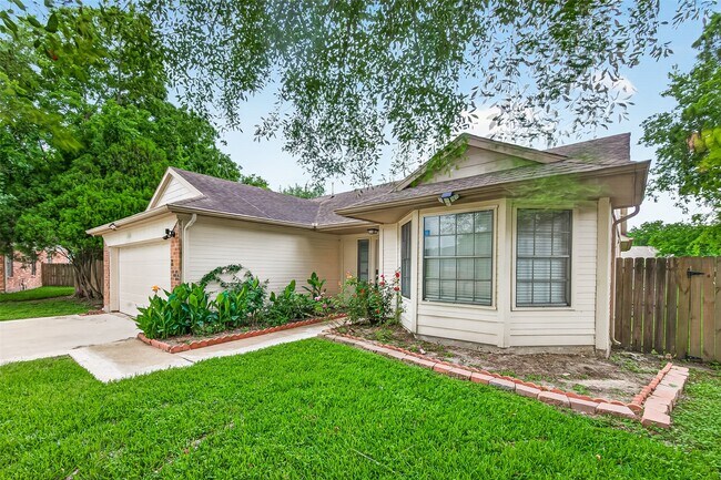 13318 Ascot Glen Ln