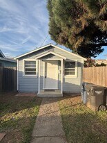 205 Elmira Ave in Huntington Beach, CA - Building Photo