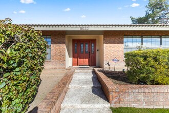 1306 E La Vieve Ln in Tempe, AZ - Building Photo - Building Photo