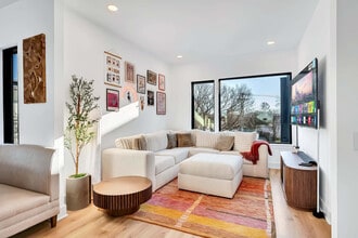 554 Rosedale Ave in Nashville, TN - Building Photo - Building Photo