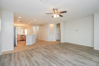 44331 Rhinestone Rd in Maricopa, AZ - Foto de edificio - Building Photo