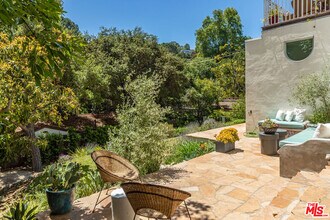 8754 Arlene Terrace in Los Angeles, CA - Building Photo - Building Photo