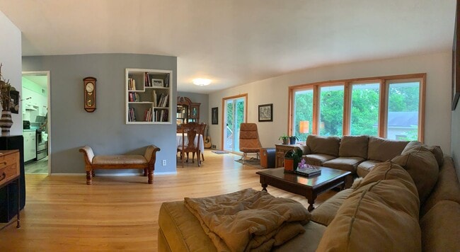 property at 807 W Charles St