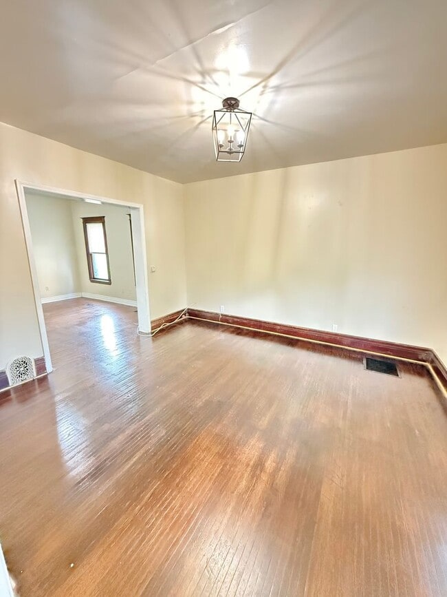 property at 366 Seward St