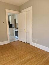 3 Thomas St, Unit 3b in Nashua, NH - Foto de edificio - Building Photo