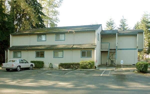 property at 10018 5th Pl SE
