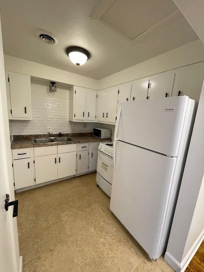 333 N Ellis St-Unit -333 N Ellis St -Unit F in Cape Girardeau, MO - Building Photo - Building Photo